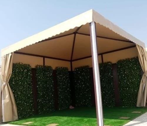 مظلات دائرة في مكة
